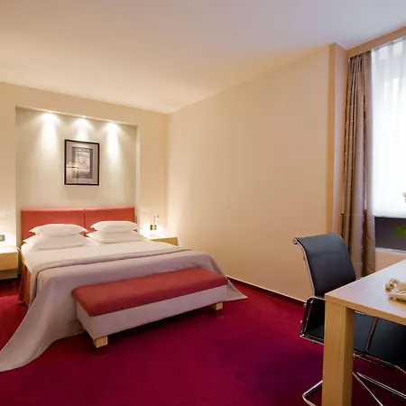Hotel Laguna