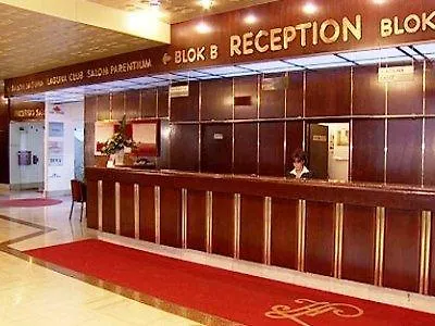 Hotel Laguna 3*