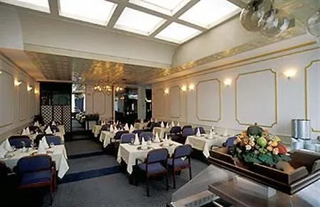 Hotel Laguna 3*