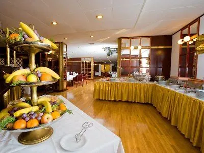 Laguna Hotel