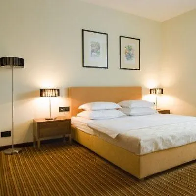 Hotel Laguna 3*